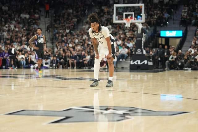 大冷门!马刺无缘17分大逆转:文班空砍32+7+5帽,双子星轰57分