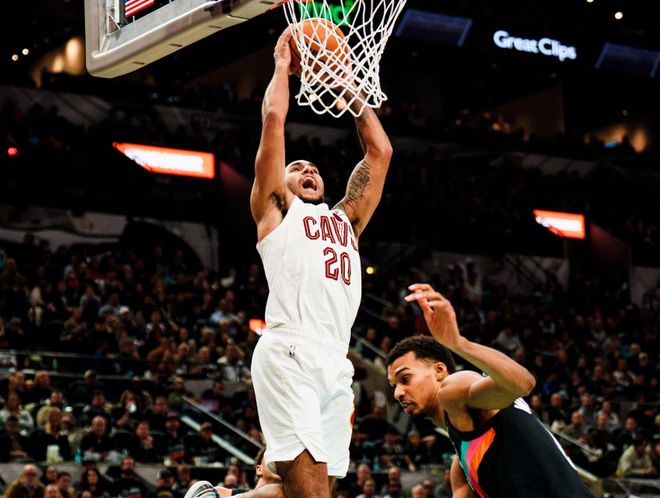 爆冷！文班亚马首发26+14，西部第2连续惨败，一战可以理解四件事