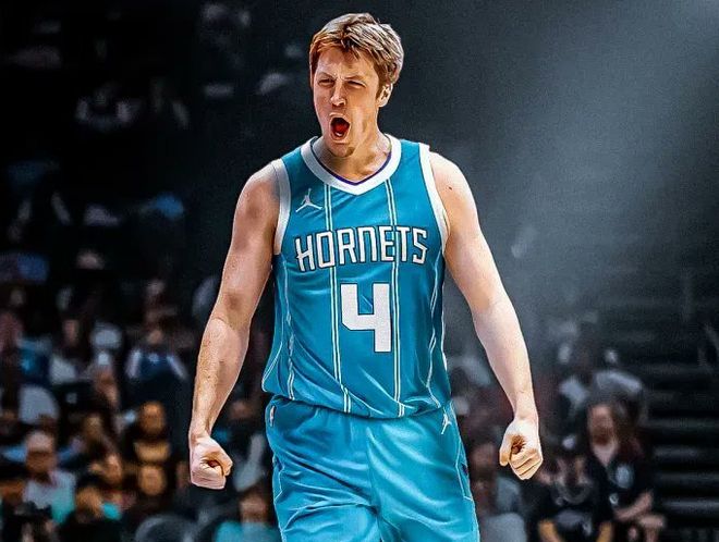 20分+5记三分球！克尼佩尔超越芬兰乔丹，库里的纪录也保不住了