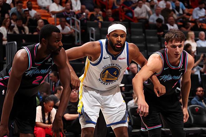 单场狂砍32分？勇士3D侧翼看起来真的只是吃了顿饺子而已？...