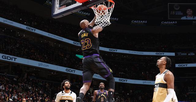 雷迪克调侃老詹:联盟想让他参加扣篮大赛 仿生腿里还有不少能量