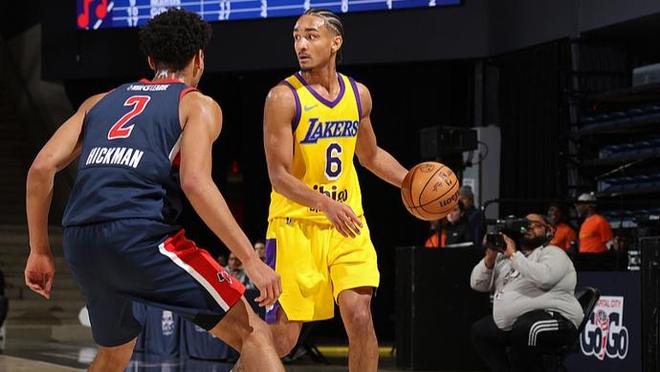 湖人与科比·巴夫金签约，巴夫金：最爱科比，穿紫金战袍很酷