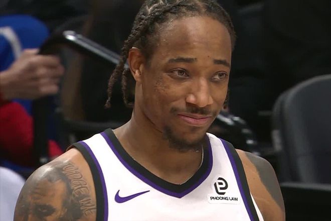 威少抬手影响投篮?NBA演都不演了!恢复裁判资格,湖人球迷的痛