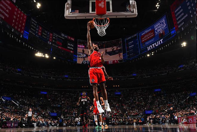 小卡轰41分+真实命中率超8成是队史第二 赛后：战绩很烂但不放弃