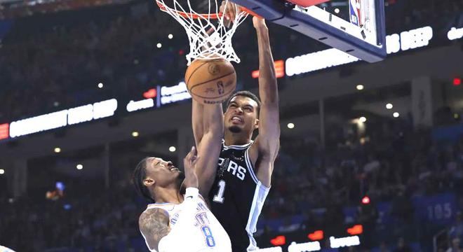 雷霆快船酝酿4换2交易，追祖巴茨对抗文班+约基奇，快船也不亏