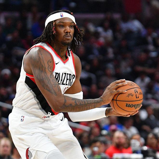 开拓者明日战快船伤病报告:罗威出战成疑,格兰特继续缺阵