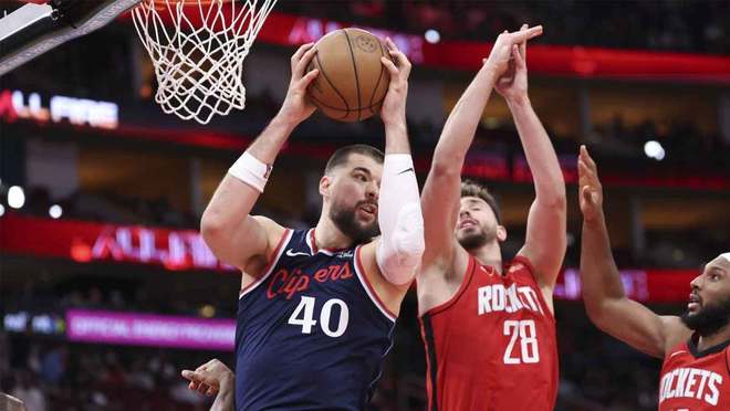 坏消息，快船队中锋伊维察·祖巴茨因脚踝受伤将至少缺席三周