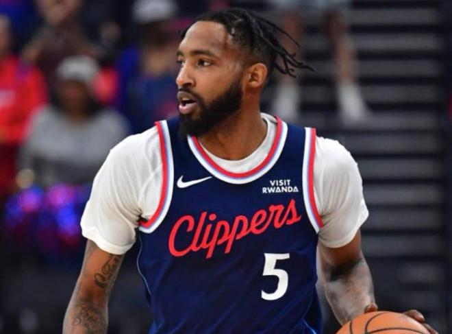 Shams:小德里克-琼斯从膝盖副韧带扭伤中恢复,周一有望复出