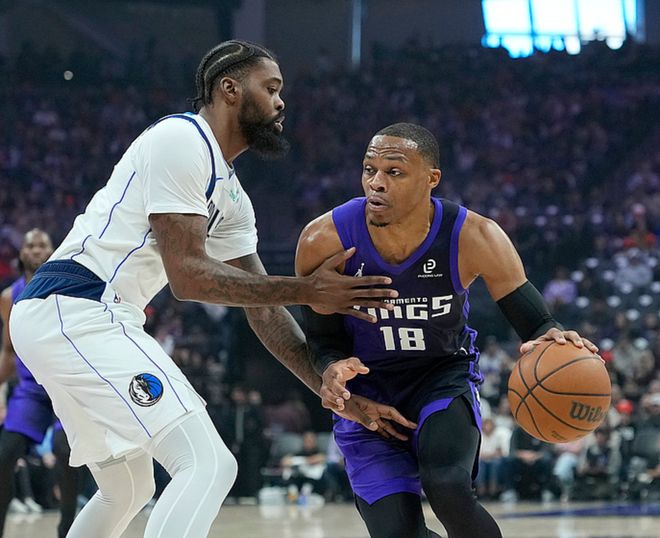 西部排名又乱了：掘金爆冷输球，火箭三喜临门，7队排名互换