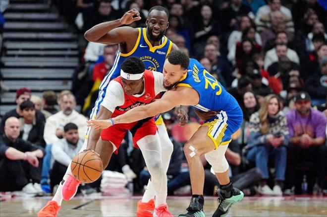 一场丑陋的输球，勇士看清4事实，一阵容还要练，巴特勒也不稳