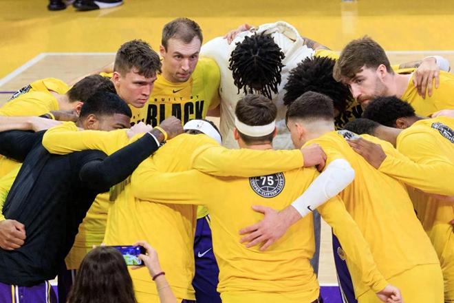 一场96-115给湖人送上大礼！冲前4有戏，紫金军争冠仅剩唯一隐患