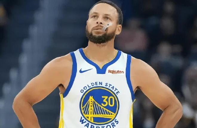 勇士120-107篮网 球员评价：3人优秀，6人及格，4人低迷