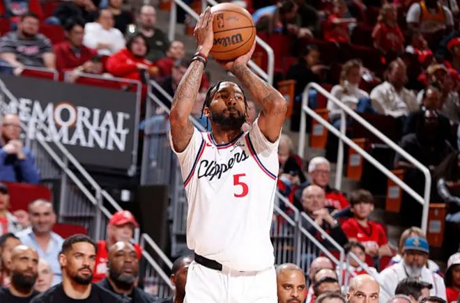 锋线大将的特点完全没有发挥出来，快船还是缺少一名合格的组织者