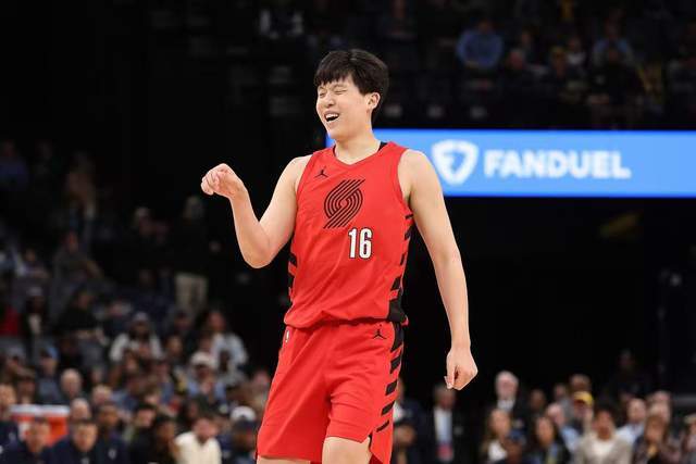 开拓者vs快船前瞻:快船反弹后士气正旺,杨瀚森期待连续出场