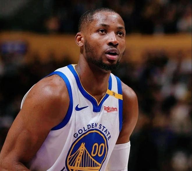 火箭或酝酿三方交易，雄鹿勇士有参与！勇士旧将榜眼，重回NBA！