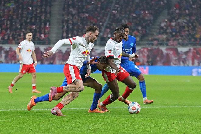 勒沃库森3-1莱比锡 升至联赛第三