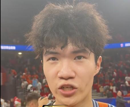 偰李永炜：今天靠压迫性防守战胜广厦，我时刻准备好登场战斗