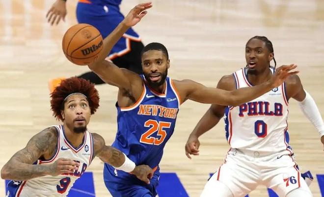 尴尬啊！1年前还是全明星，如今却成毒药合同，球队位置恐不保！