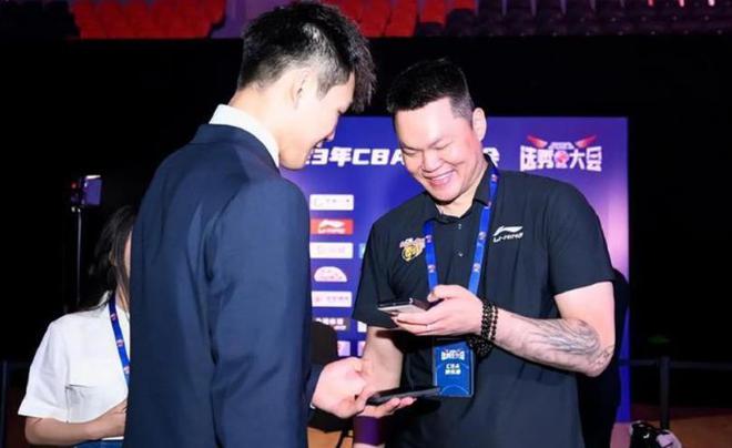 广东、北控开始谈判，拿国手后卫换陈国豪，朱芳雨吃亏吗？
