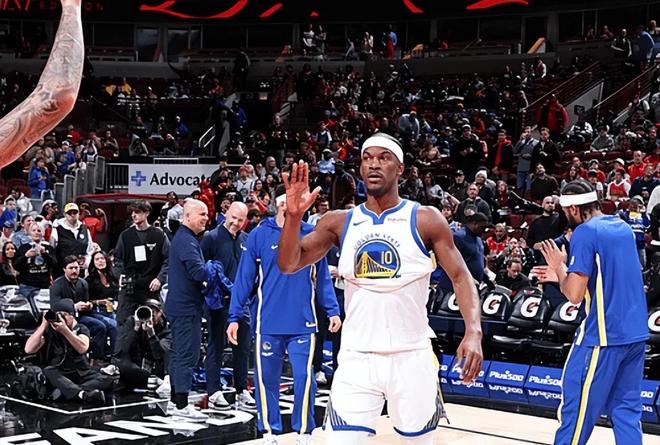 勇士大胜公牛！巴特勒+2首发齐爆，波杰回分卫暴走，理查德好使！