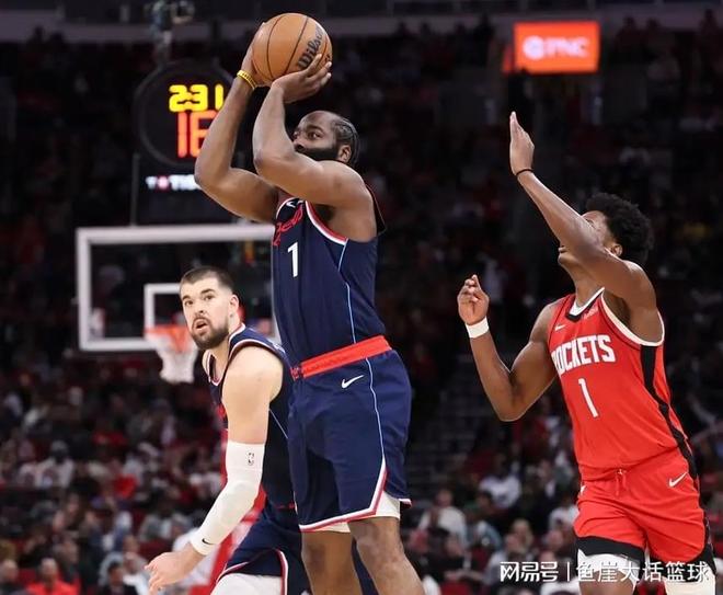NBA最新排名！一队跟火箭争第3，绿凯两队爆冷，快船跟鱼腩肩并肩