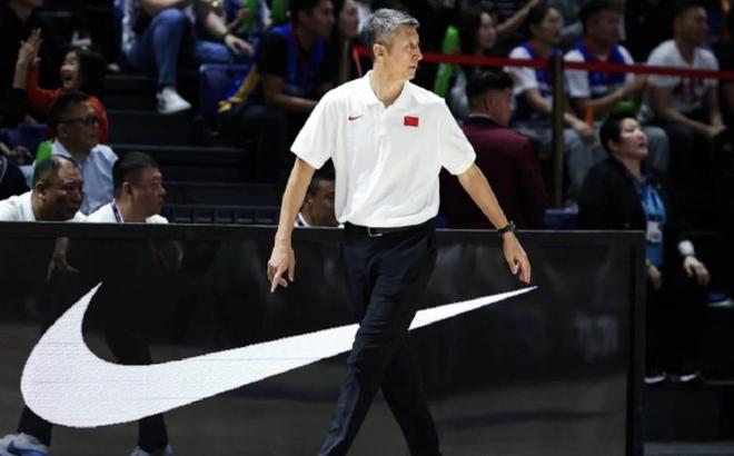 媒体人：中国男篮将于本月13日集中，并计划前往欧洲拉练