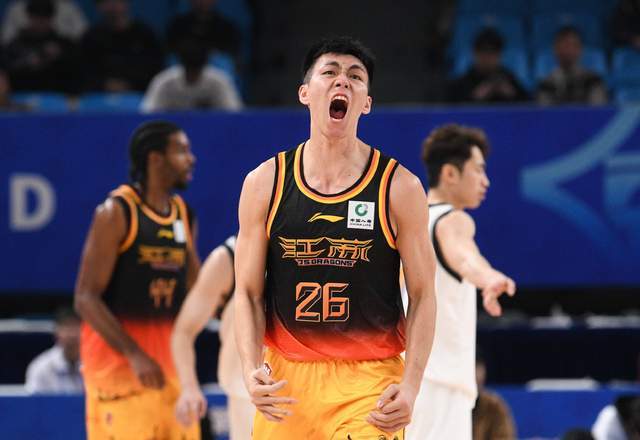 见证历史！又一支CBA队被NBL队击败了！它俩来自同一省份，真丢人