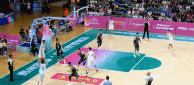 中规中矩！齐麟9中4得到13分3篮板