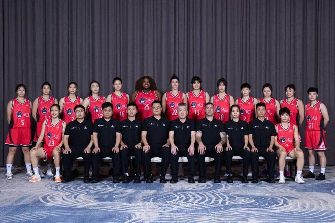 蓄势待发！武汉盛帆黄鹤女篮新赛季冲冲冲