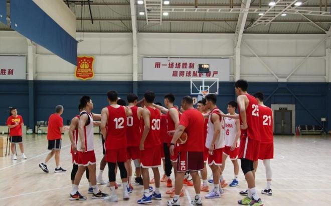 央视直播！中国男篮欲主场擒韩国 郭士强目标明确 周琦是胜负手