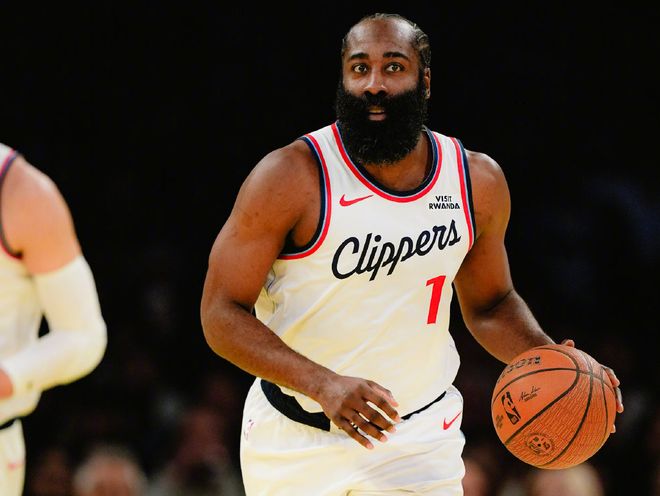 东契奇43分13助，湖人完胜快船！哈登29+9孤立无援，詹姆斯爆发