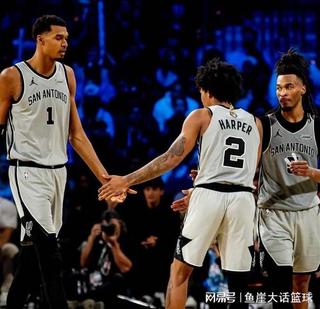 文班低迷情有可原，马刺榜眼很自信！勇士旧将成罪人，唐斯也摊牌