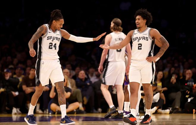 预言成真？联盟独角兽闪耀杯赛现场，静待一人回归或可斩落雷霆