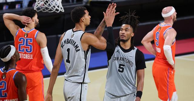 文班：我们正在打的篮球风格 越来越接近理想的篮球