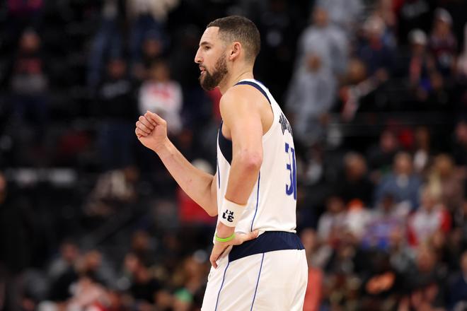 克莱想去争冠球队！美媒晒5笔交易方案：3换1赴湖人与东契奇重聚