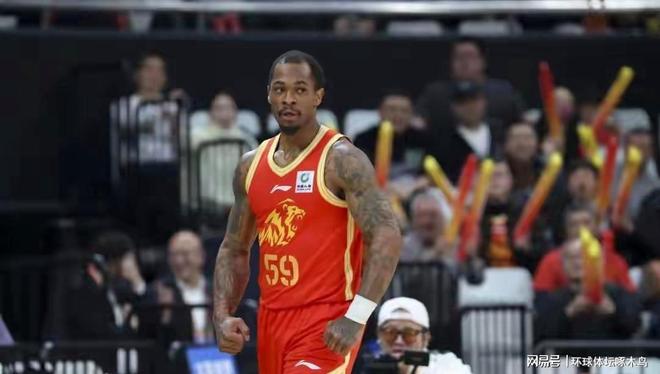 雷琼-塔克48分6板11助 CBA广厦男篮97-94吉林...