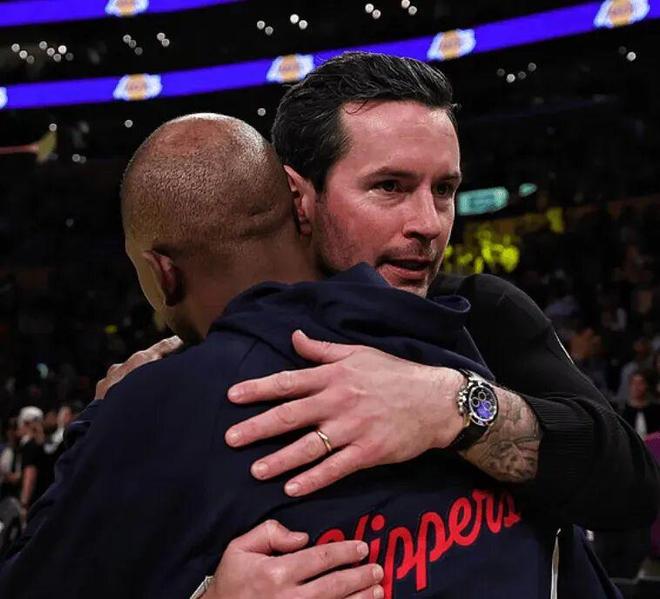 炸了!快船要送走哈登保罗比尔6人,拆家血流成河……