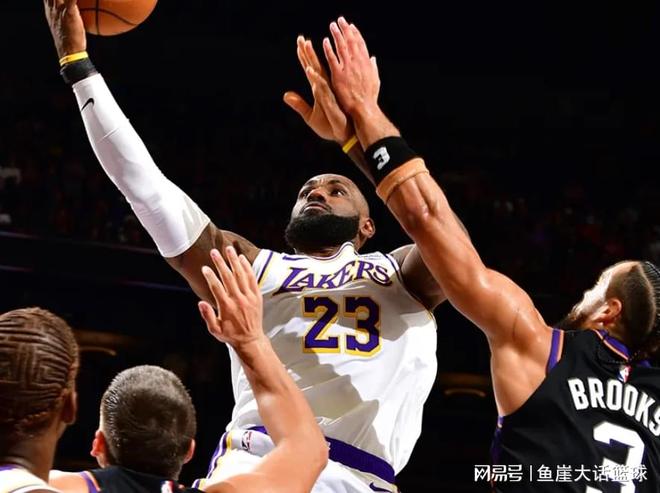 湖人两点进步明显,老詹承认一事实!东契奇两人该批,一人该重用