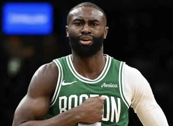 5连胜升东部第三！绿军拒猛龙23分逆转 布朗30+8英格兰30分...