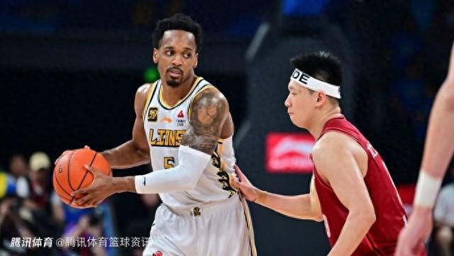 浙江广厦球迷为何对他无比感激？