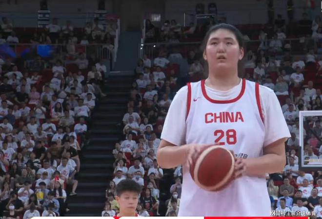 两战34分14篮板，年轻小将化身大鲨鱼奥尼尔，中国女篮天亮了