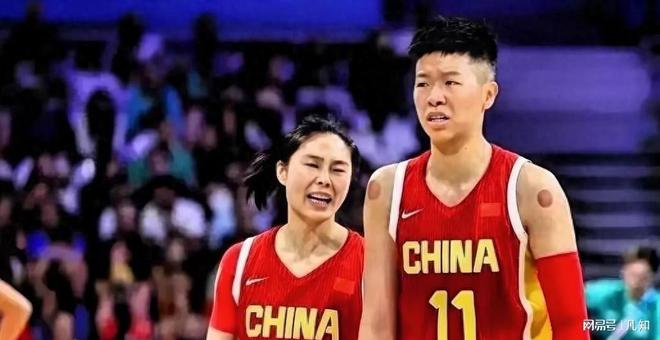 女篮众将发文告别！4朝元老有意宣退，王思雨晚上发文不甘心