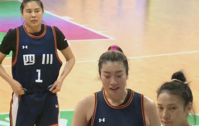 中国女篮新集训大洗牌！李梦携3大王牌出局，宫鲁鸣提拔5大新星