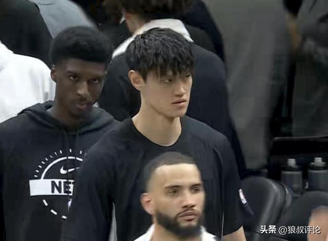 篮网35分大胜！球迷吐槽曾凡博未出场引热议 “澳门特供准备”？