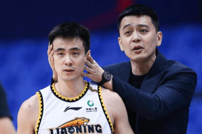 赵继伟合同即将到期，曝北控男篮全力追逐，愿为其提供北京户口！