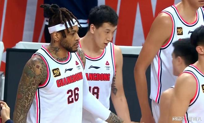 不止奎因！广东队押宝“场均28+7+7”之人，麦考尔只是第三外援！