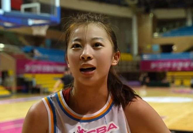 王思雨接班人来了！中国女篮又一19岁新星崛起：轰20+7获宫帅栽培