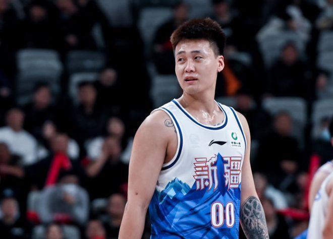新疆男篮为什么愿意送走赵睿？了解一下内幕，就找到答案了