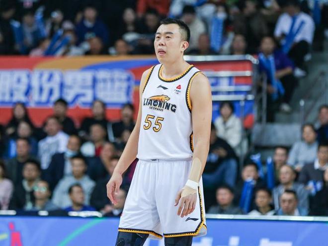 其实还有一战之力！韩德君上赛季场均11+8 命中率高达66.5%