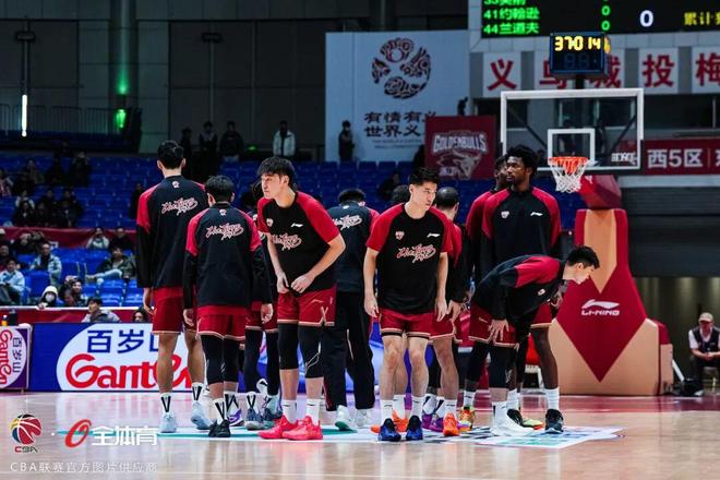 【CBA联赛】第二轮｜浙江稠州金租98-101不敌广东东阳光